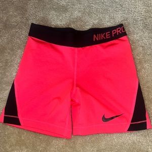 nike pro